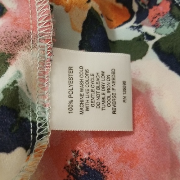 Wishful Park Floral print exposed shoulder top size XL - Picture 5 of 5